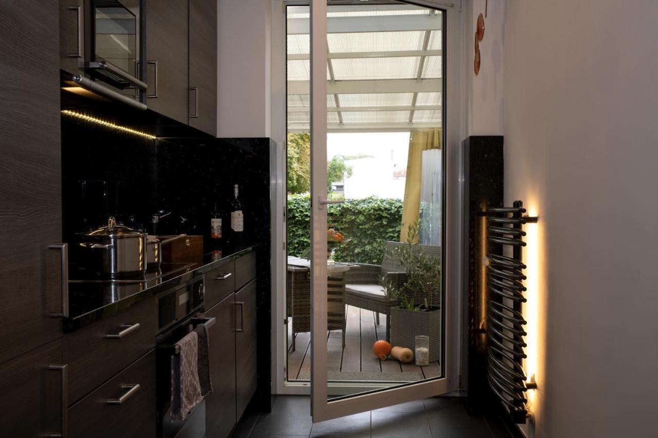 Md-7 Lutherstrasse 15 - Luxus-wasserbett-smarttv-terrasse-2schlafzimmer Apartment Magdeburg